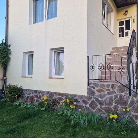 Rîşnov Apartament Teilor מראה חיצוני תמונה