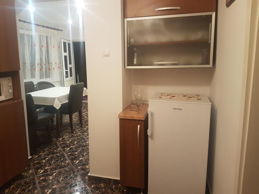 Rîşnov Apartament Teilor מראה חיצוני תמונה